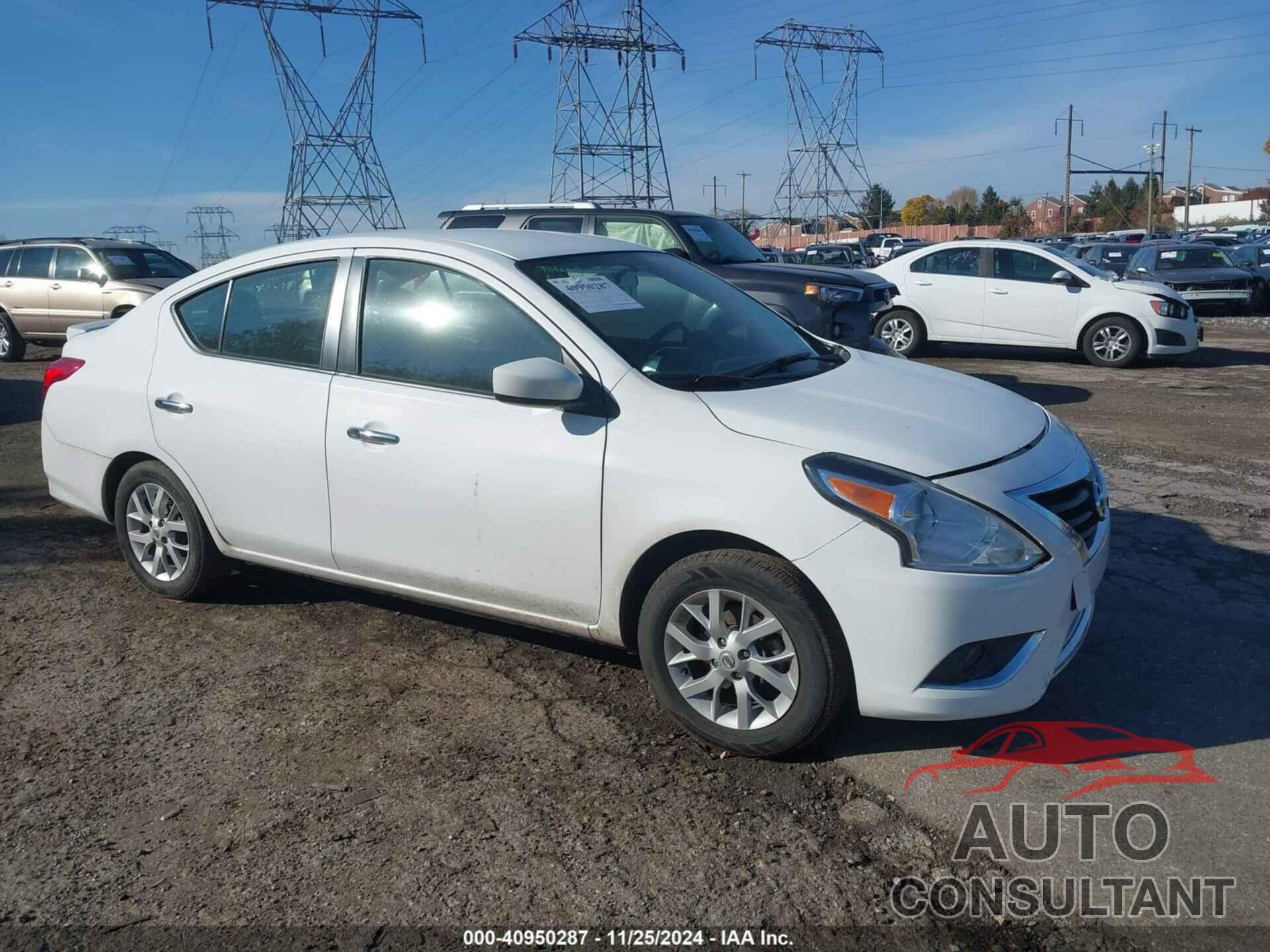 NISSAN VERSA 2018 - 3N1CN7AP8JL868144