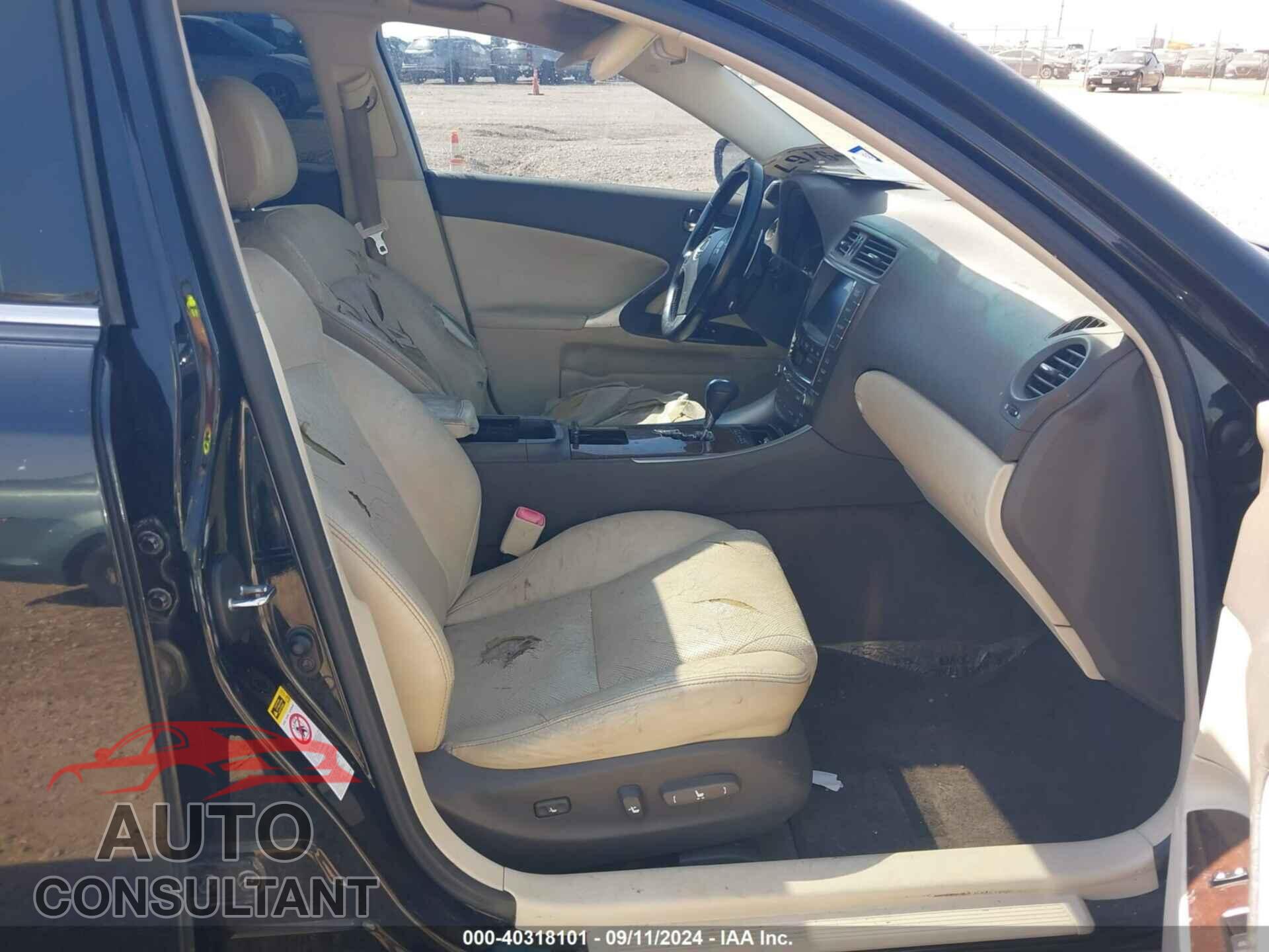 LEXUS IS 250 2010 - JTHBF5C20A5111281