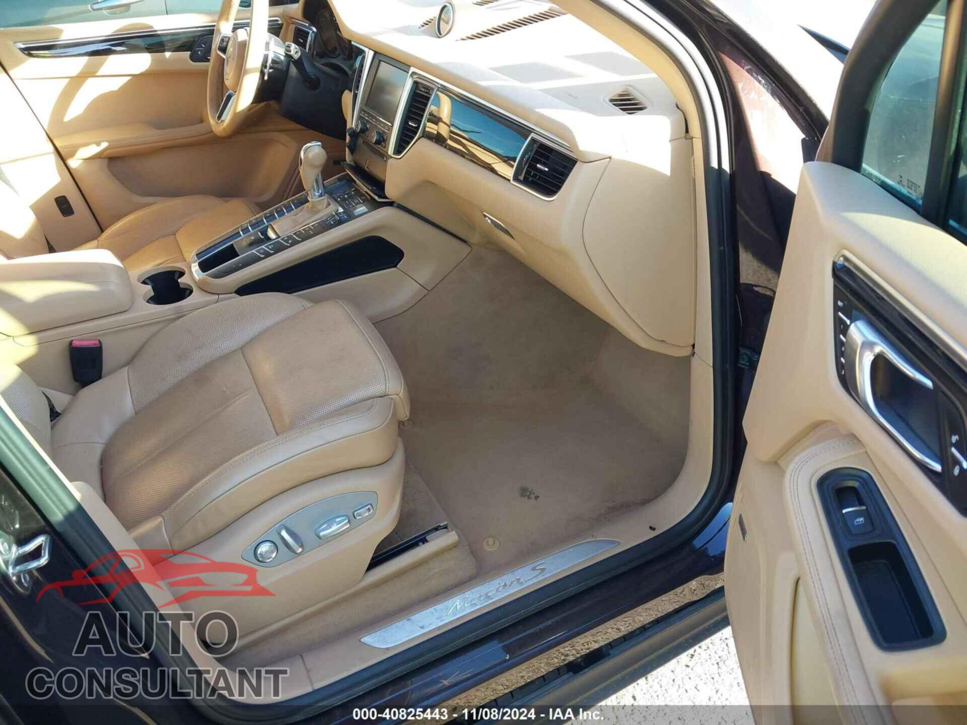 PORSCHE MACAN 2016 - WP1AB2A54GLB56909