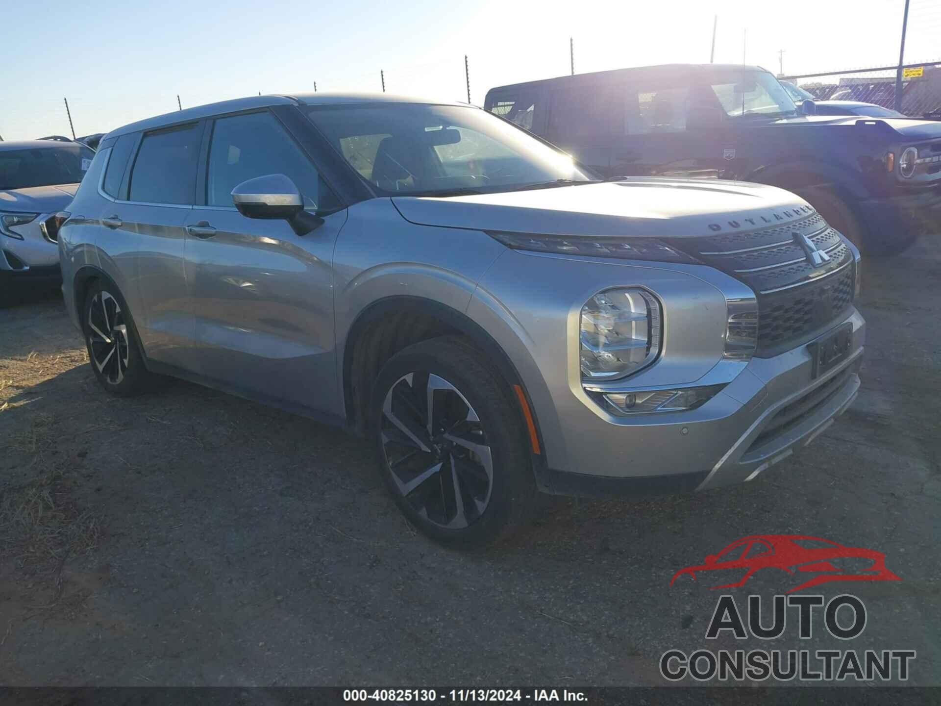 MITSUBISHI OUTLANDER 2023 - JA4J3UA89PZ061712