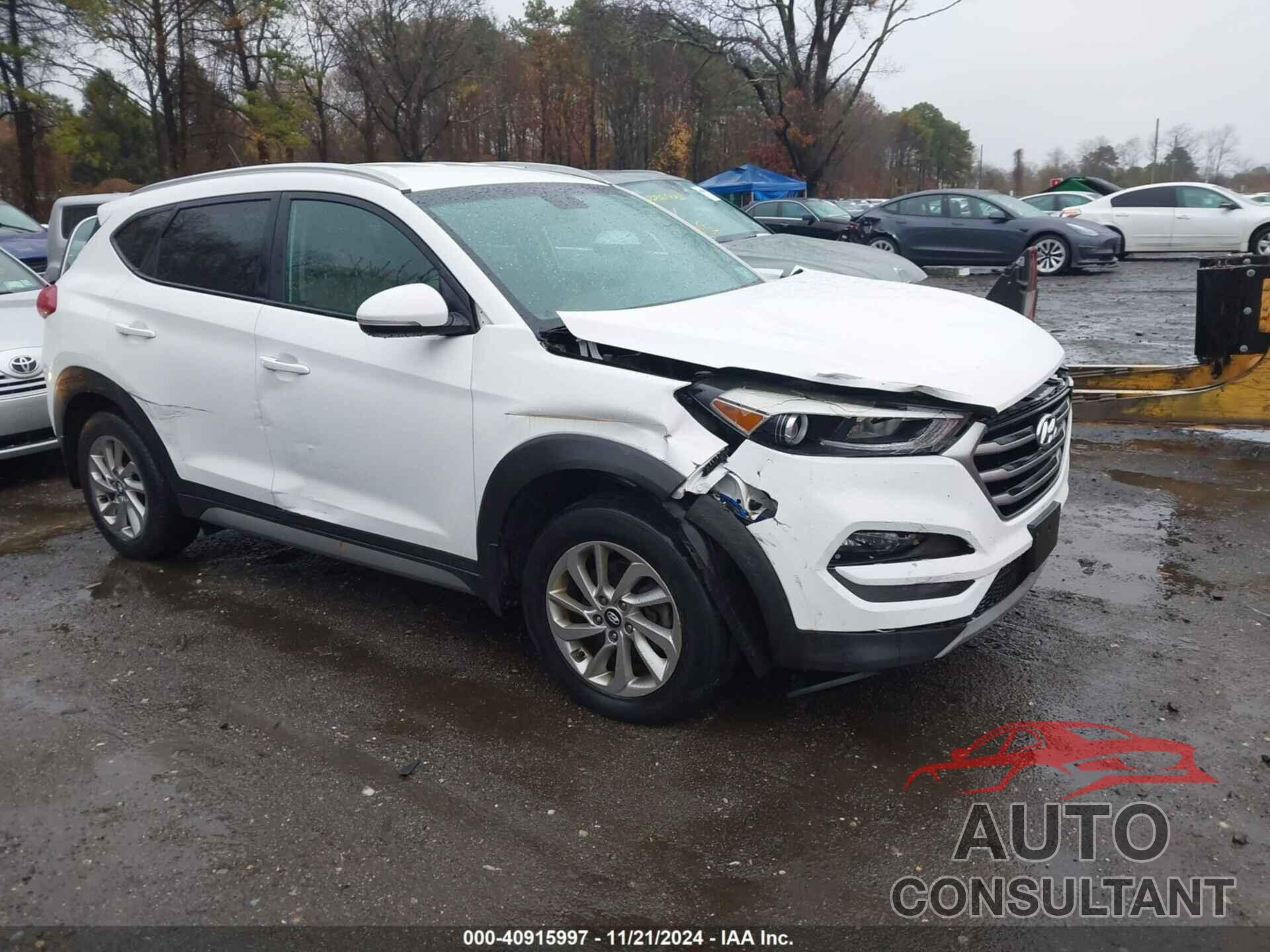 HYUNDAI TUCSON 2017 - KM8J3CA23HU327490