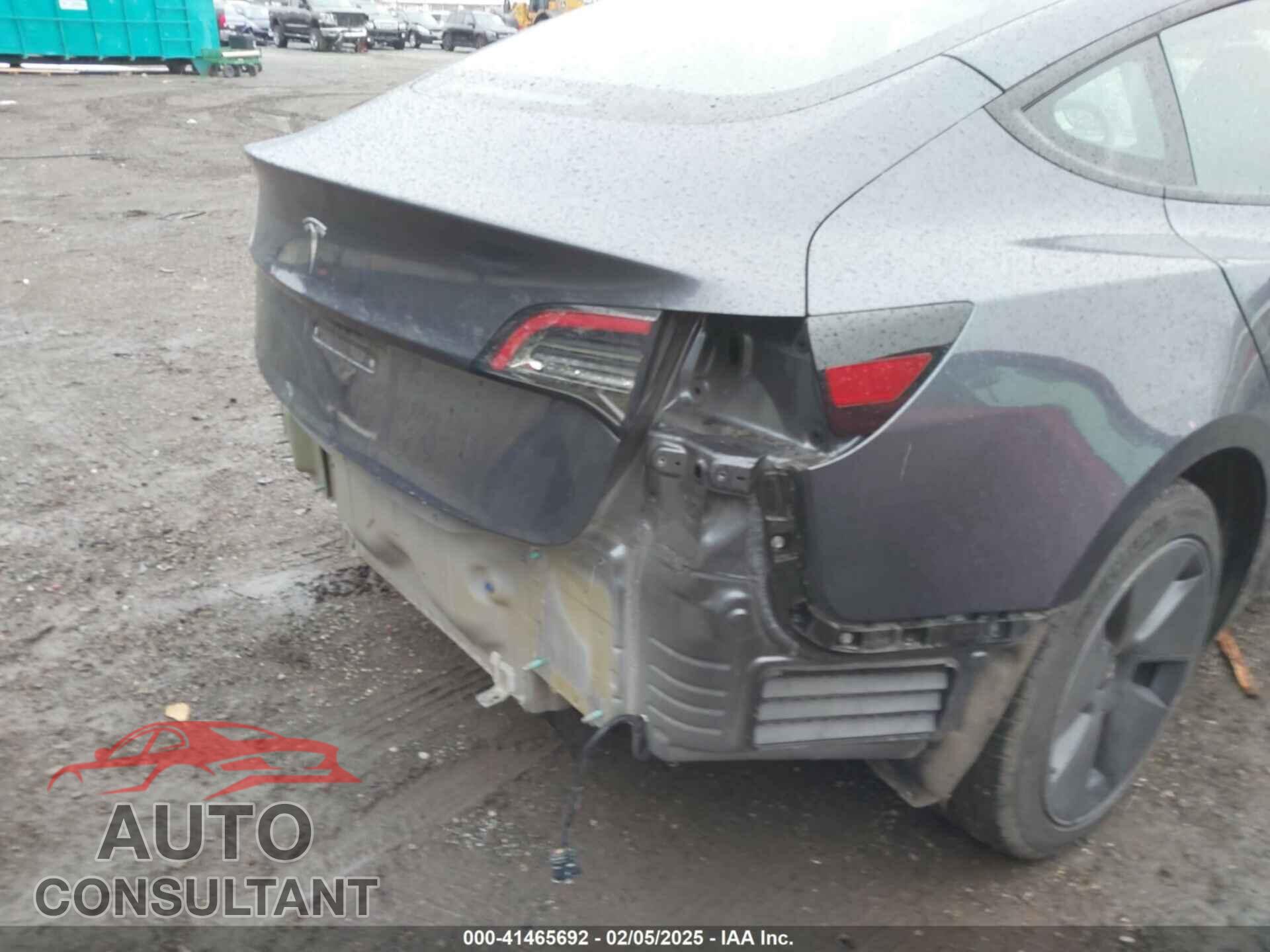 TESLA MODEL 3 2023 - 5YJ3E1EA1PF697048