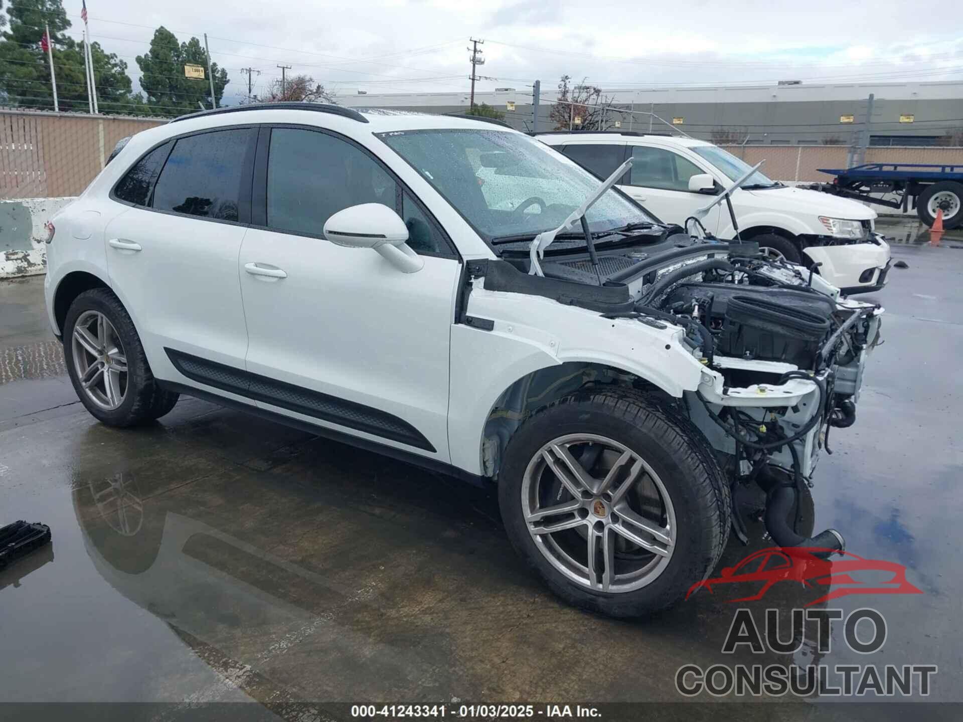 PORSCHE MACAN 2024 - WP1AA2A57RLB12571
