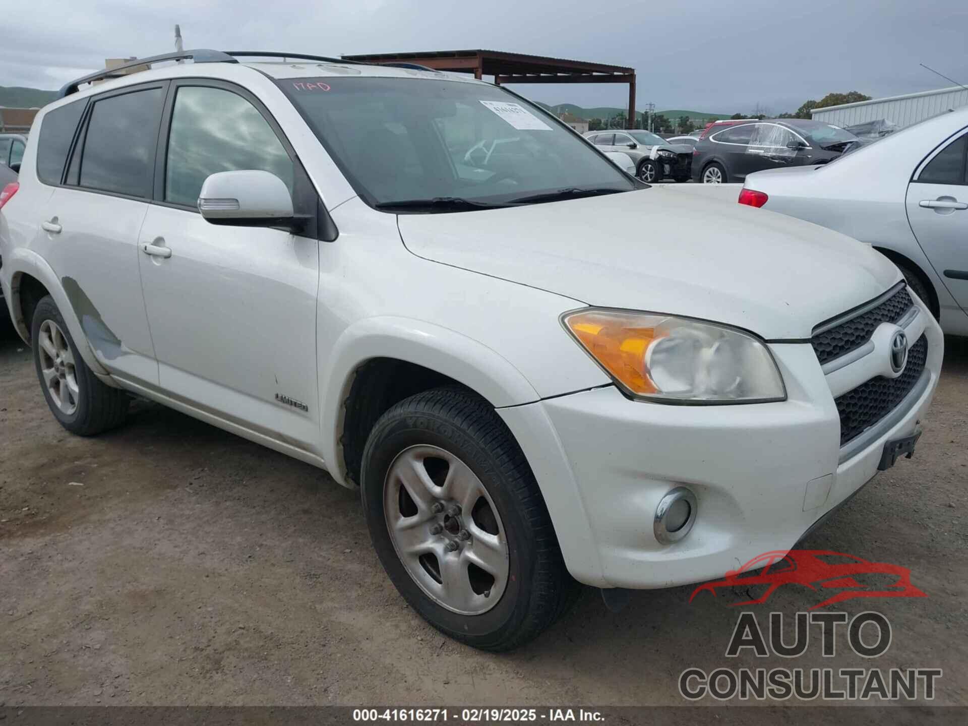 TOYOTA RAV4 2010 - JTMYF4DV6A5020935