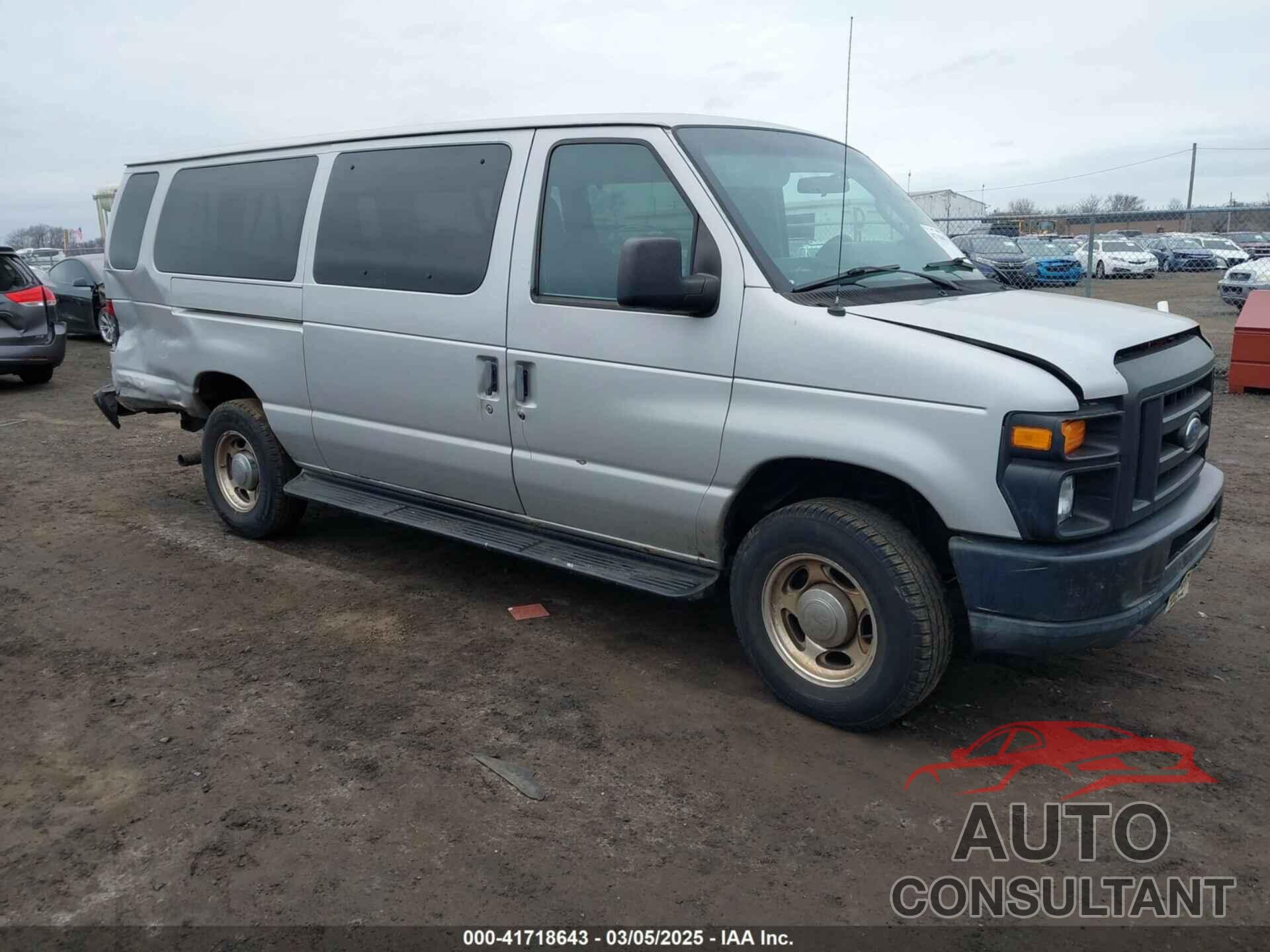 FORD E-350 SUPER DUTY 2011 - 1FBSS3BL4BDA30565
