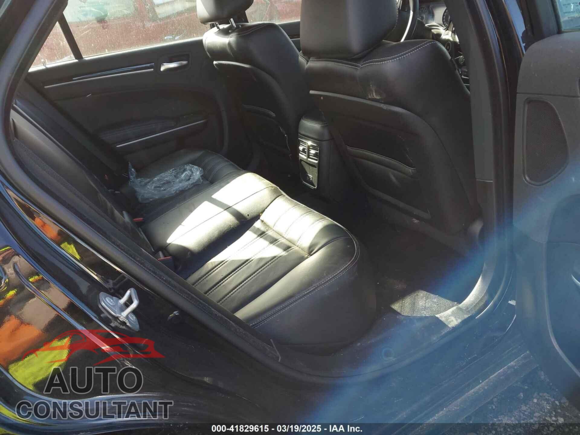 CHRYSLER 300 2023 - 2C3CCABG6PH537695