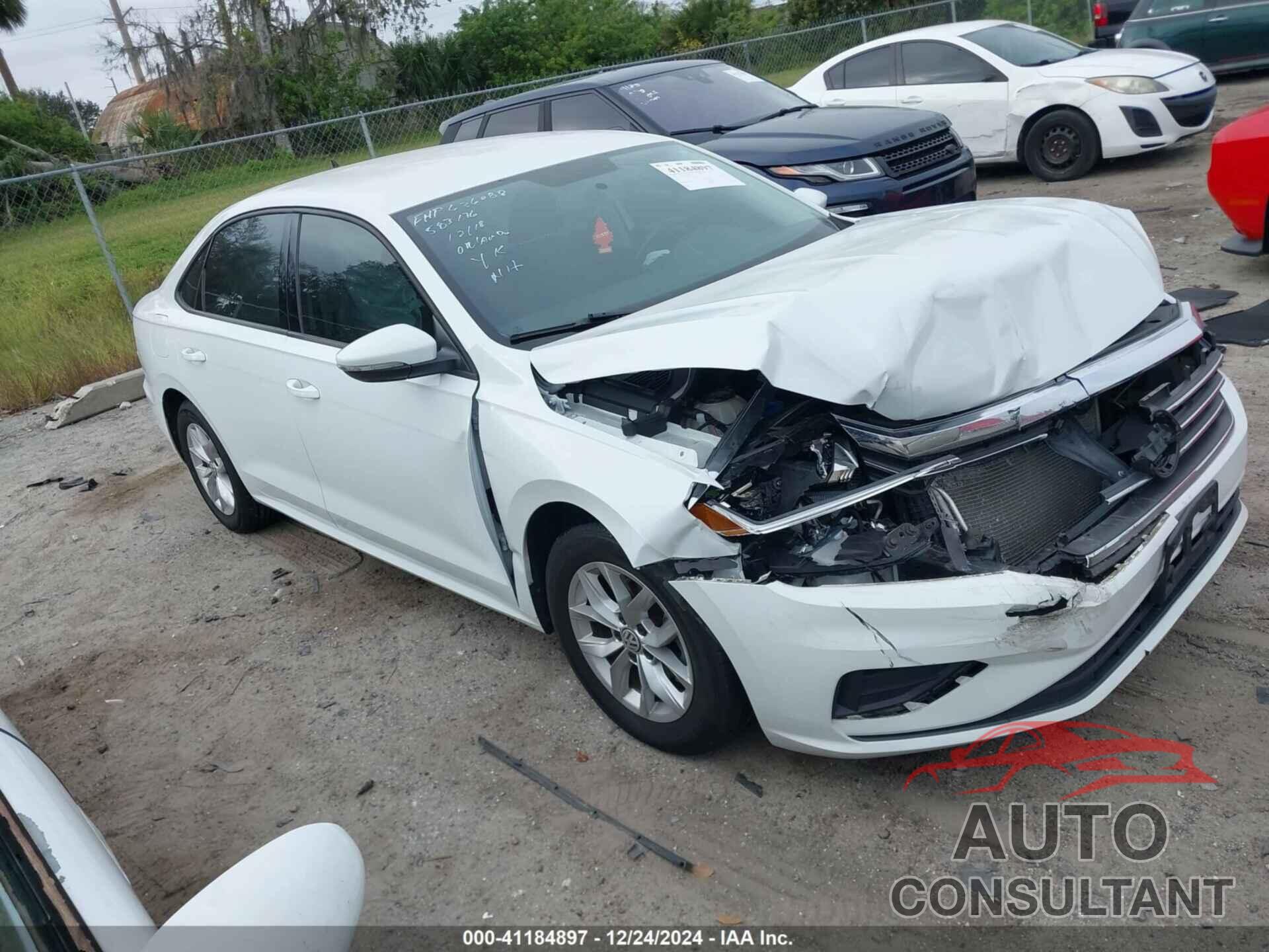 VOLKSWAGEN PASSAT 2020 - 1VWAA7A35LC004838