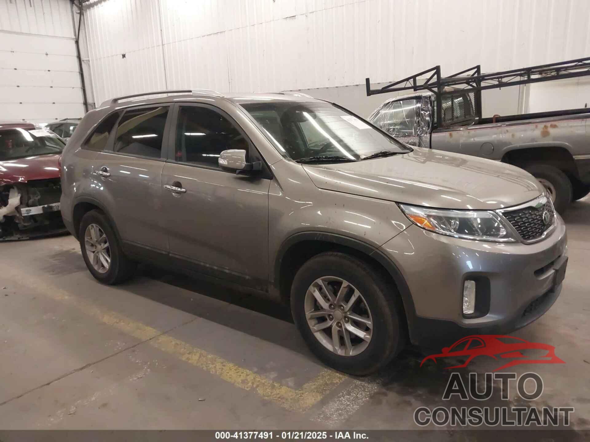 KIA SORENTO 2015 - 5XYKT4A6XFG657658