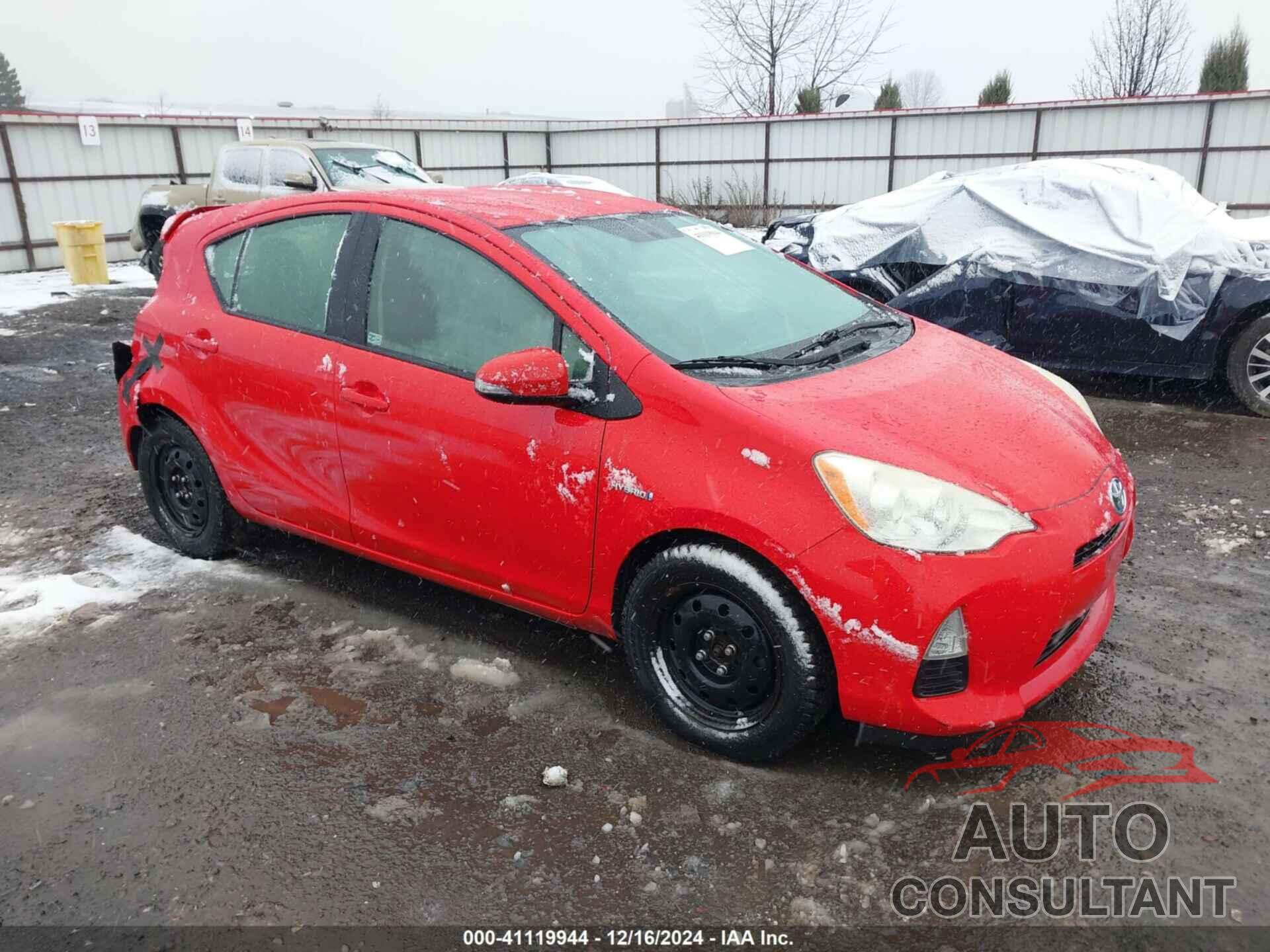 TOYOTA PRIUS C 2014 - JTDKDTB31E1558432