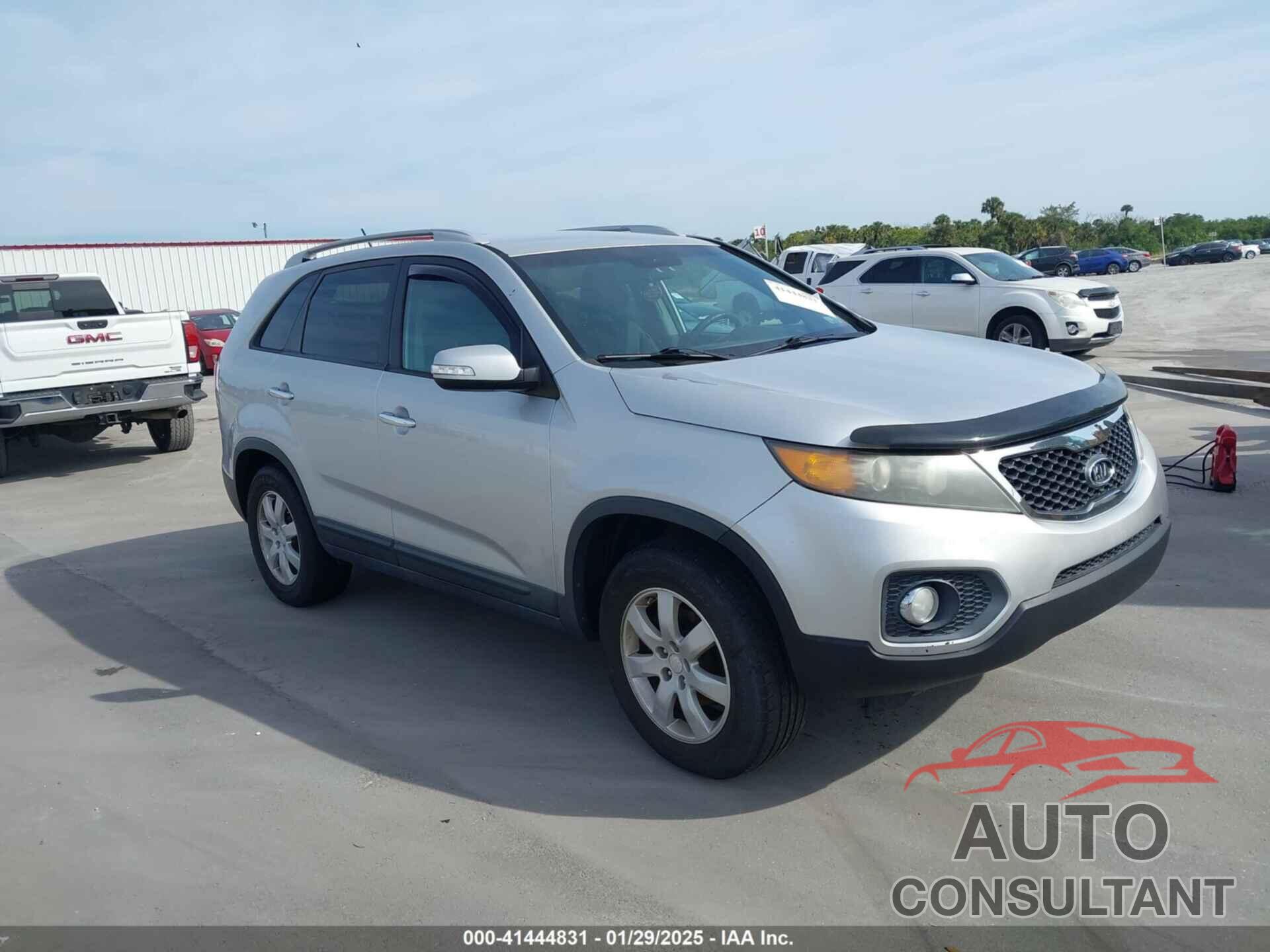 KIA SORENTO 2012 - 5XYKT4A64CG205216