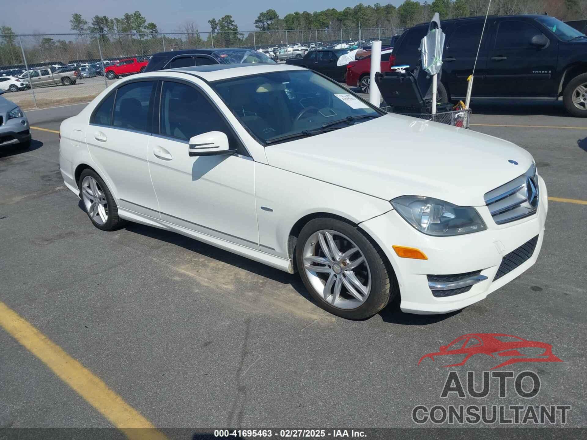 MERCEDES-BENZ C 250 2012 - WDDGF4HB0CR194366