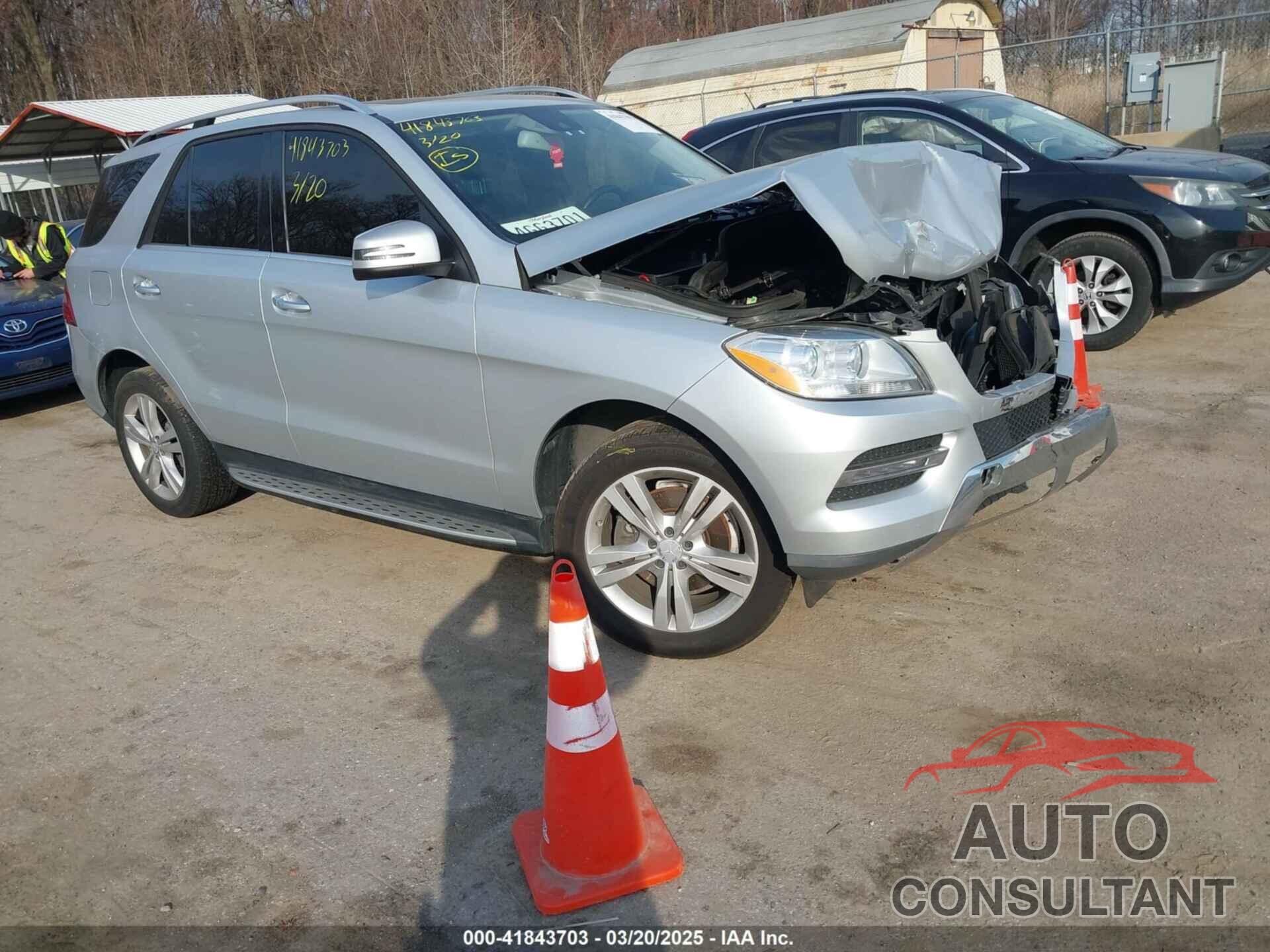 MERCEDES-BENZ ML 350 2014 - 4JGDA5JB2EA269805