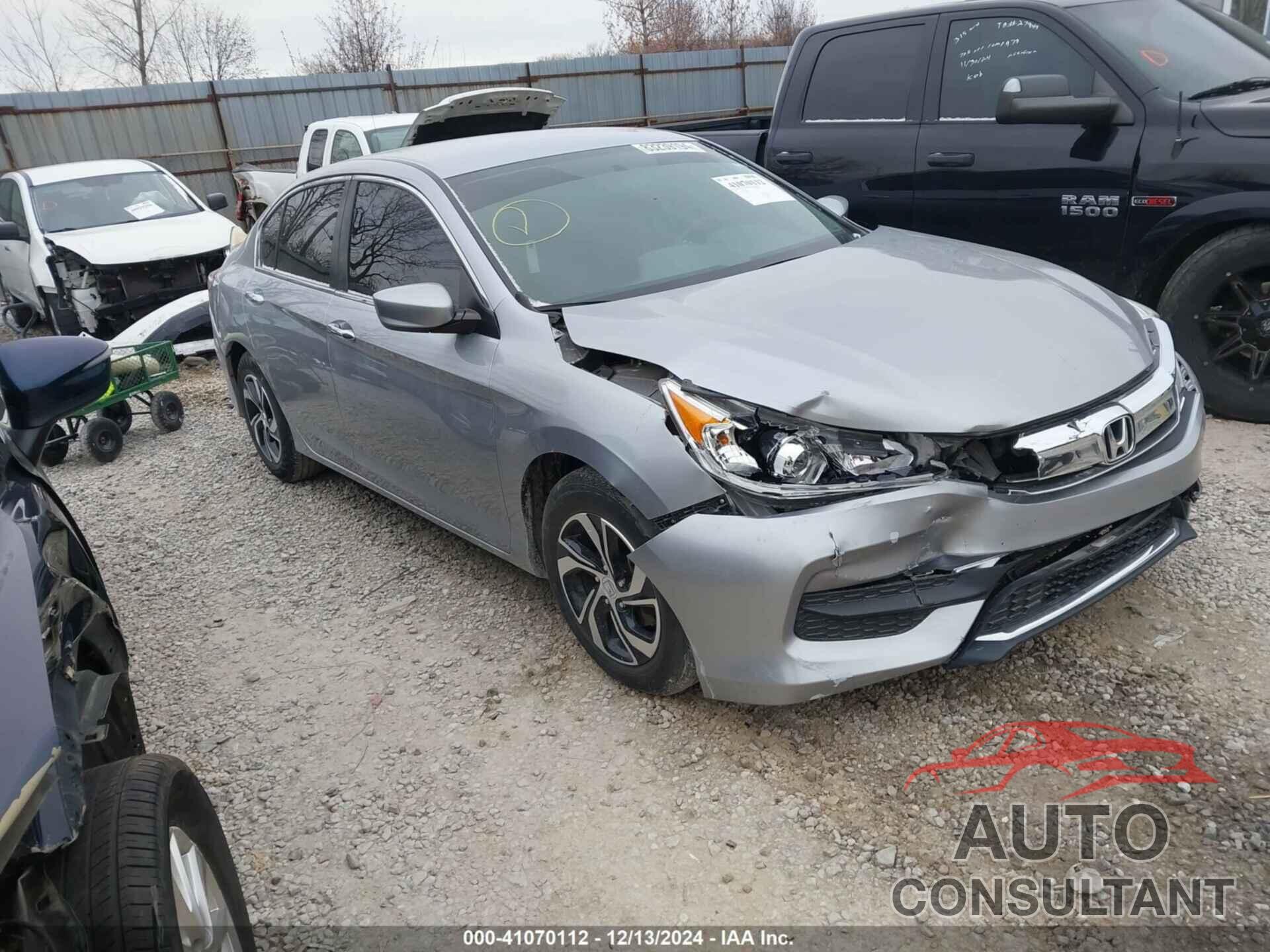 HONDA ACCORD 2017 - 1HGCR2F38HA165060