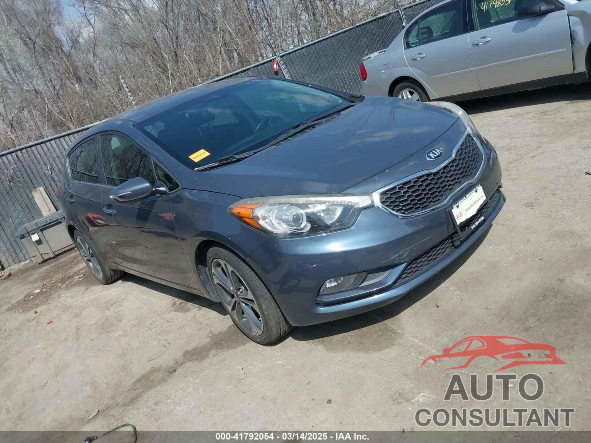 KIA FORTE 2016 - KNAFX5A84G5628872