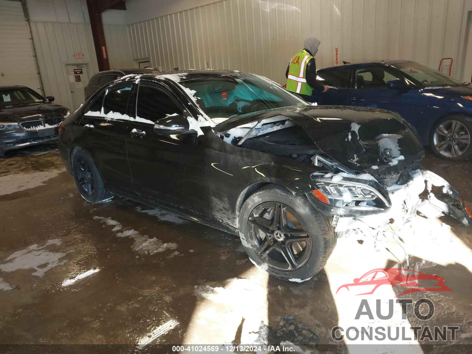MERCEDES-BENZ C 300 2020 - 55SWF8EB4LU327524