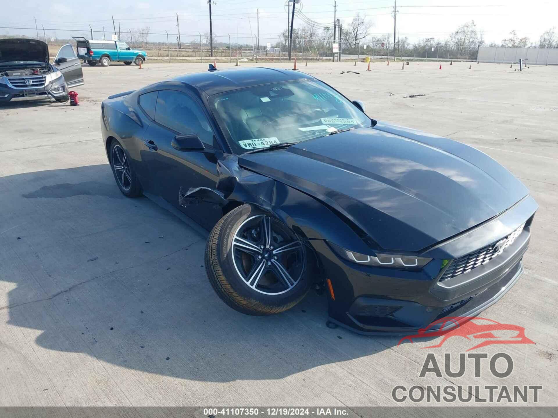 FORD MUSTANG 2024 - 1FA6P8TH1R5140571