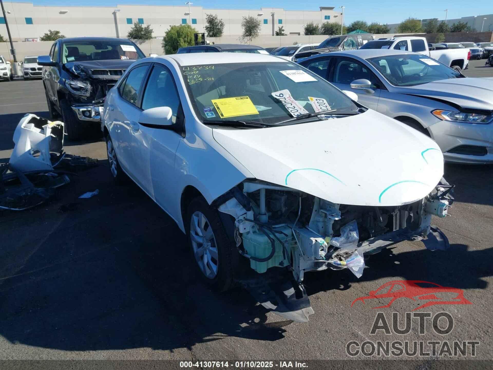 TOYOTA COROLLA 2014 - 2T1BURHEXEC156397