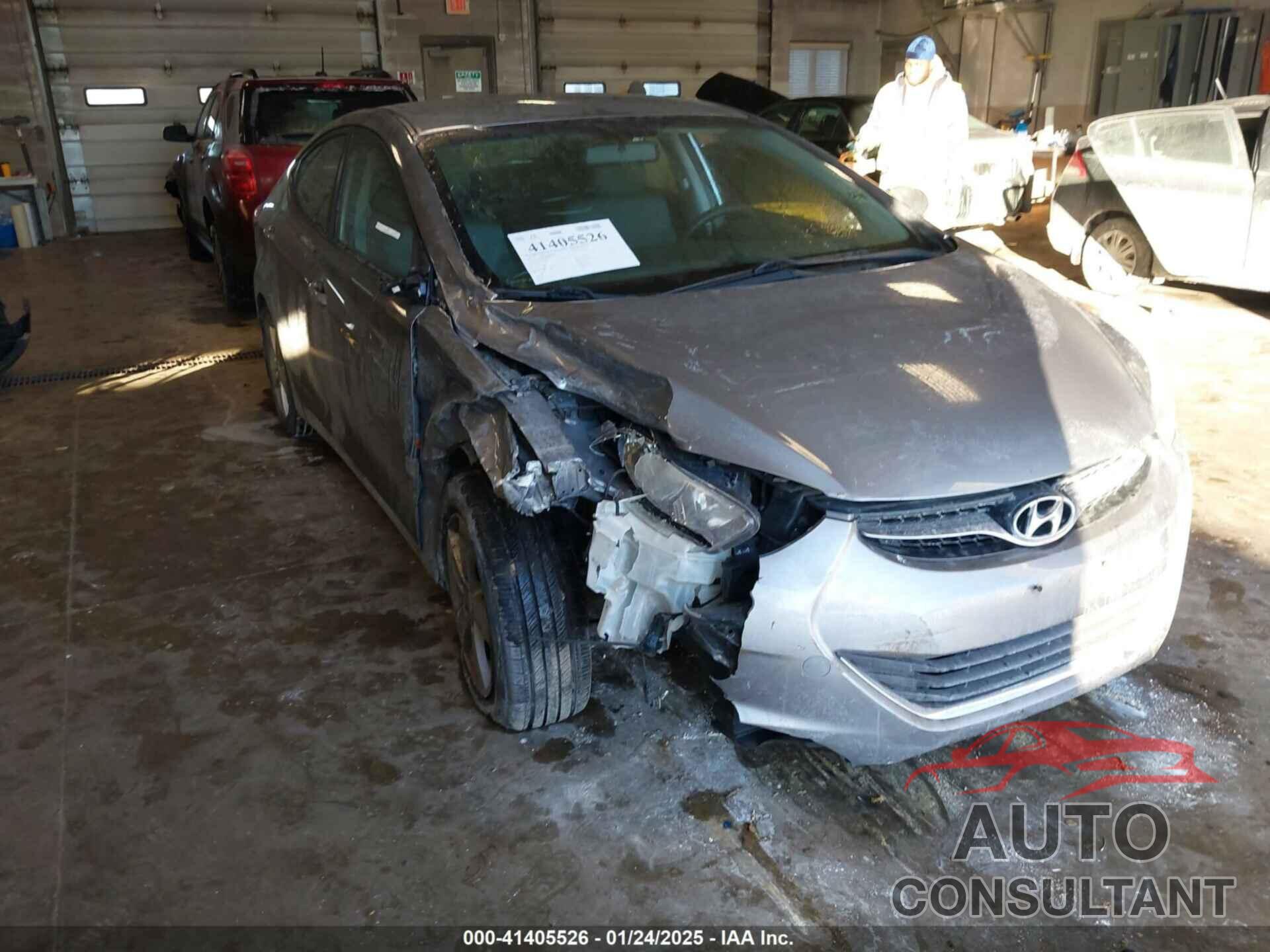 HYUNDAI ELANTRA 2013 - KMHDH4AE9DU563103
