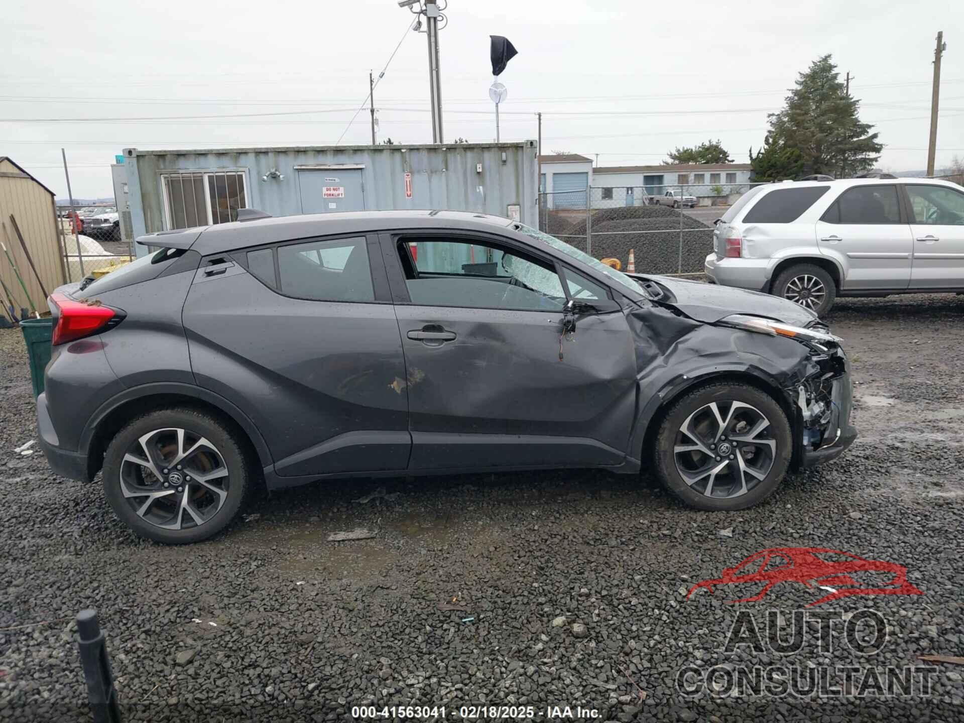 TOYOTA C-HR 2022 - NMTKHMBX0NR143424