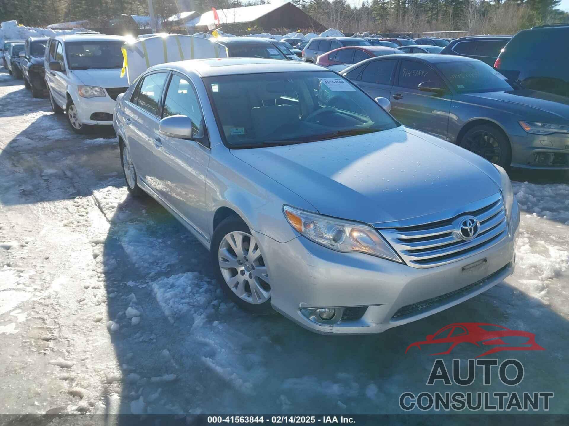 TOYOTA AVALON 2011 - 4T1BK3DB8BU430186