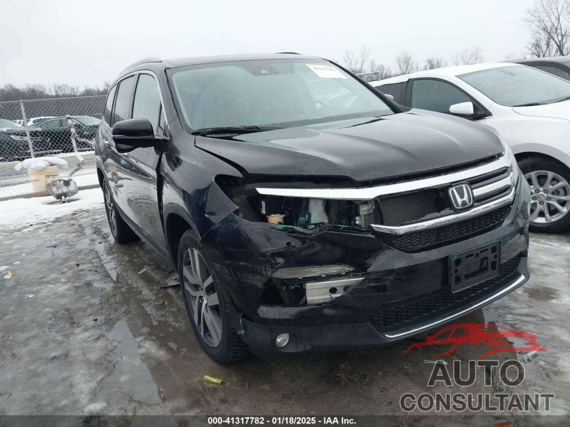 HONDA PILOT 2017 - 5FNYF6H9XHB051705