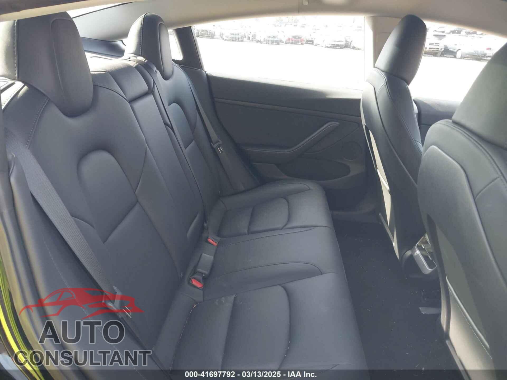 TESLA MODEL 3 2023 - 5YJ3E1EA4PF509459