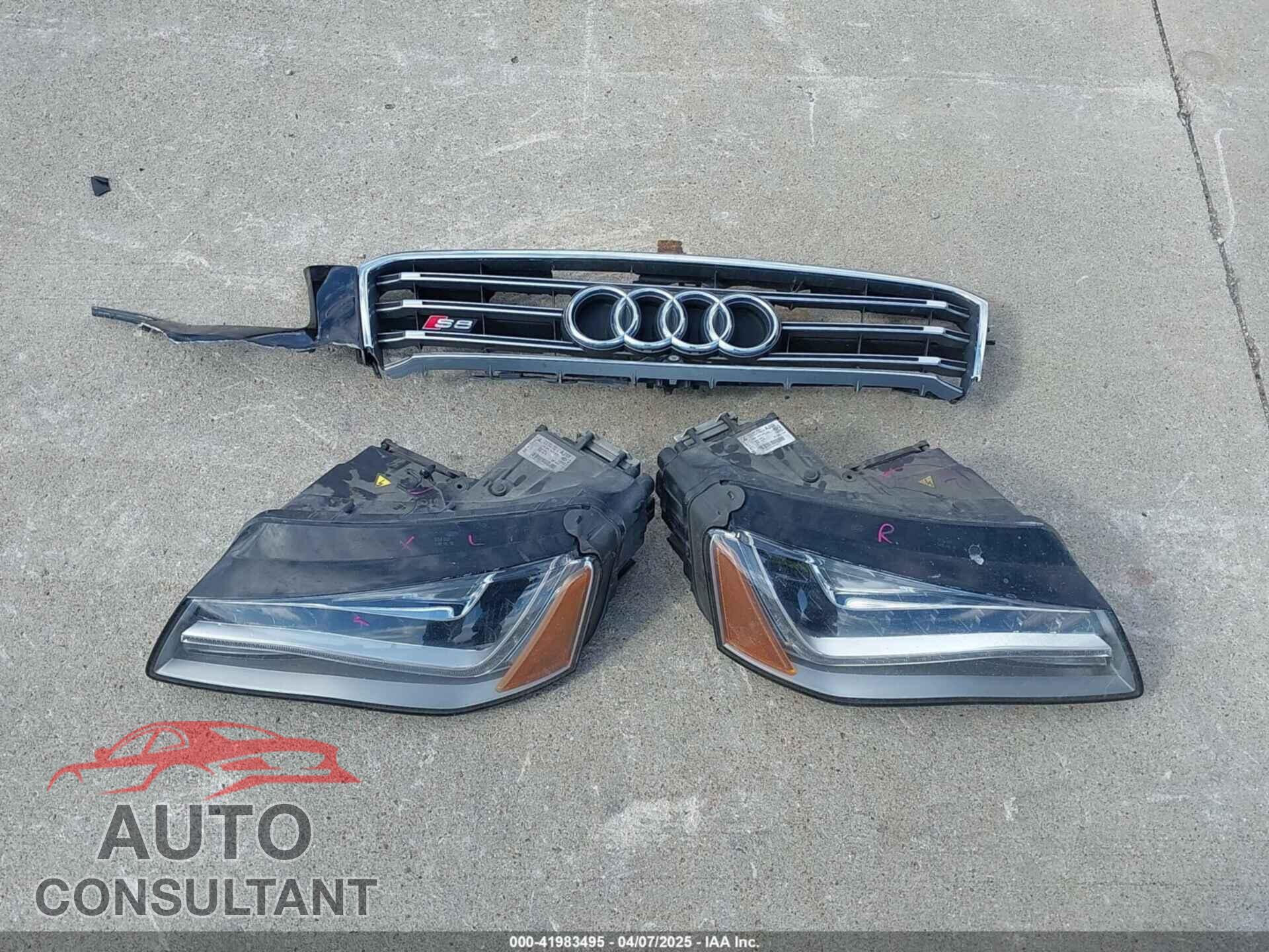 AUDI S8 2013 - WAUD2AFD6DN021372