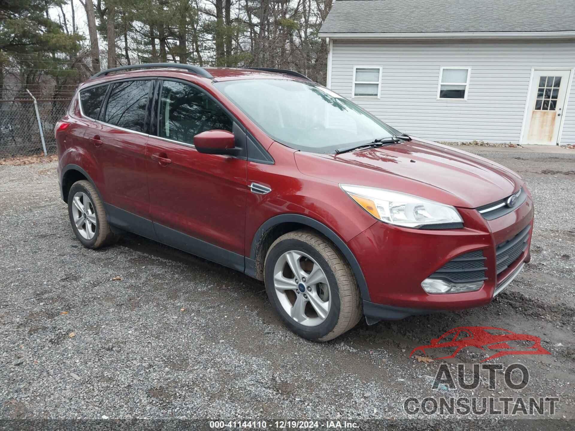 FORD ESCAPE 2016 - 1FMCU0GXXGUC22404