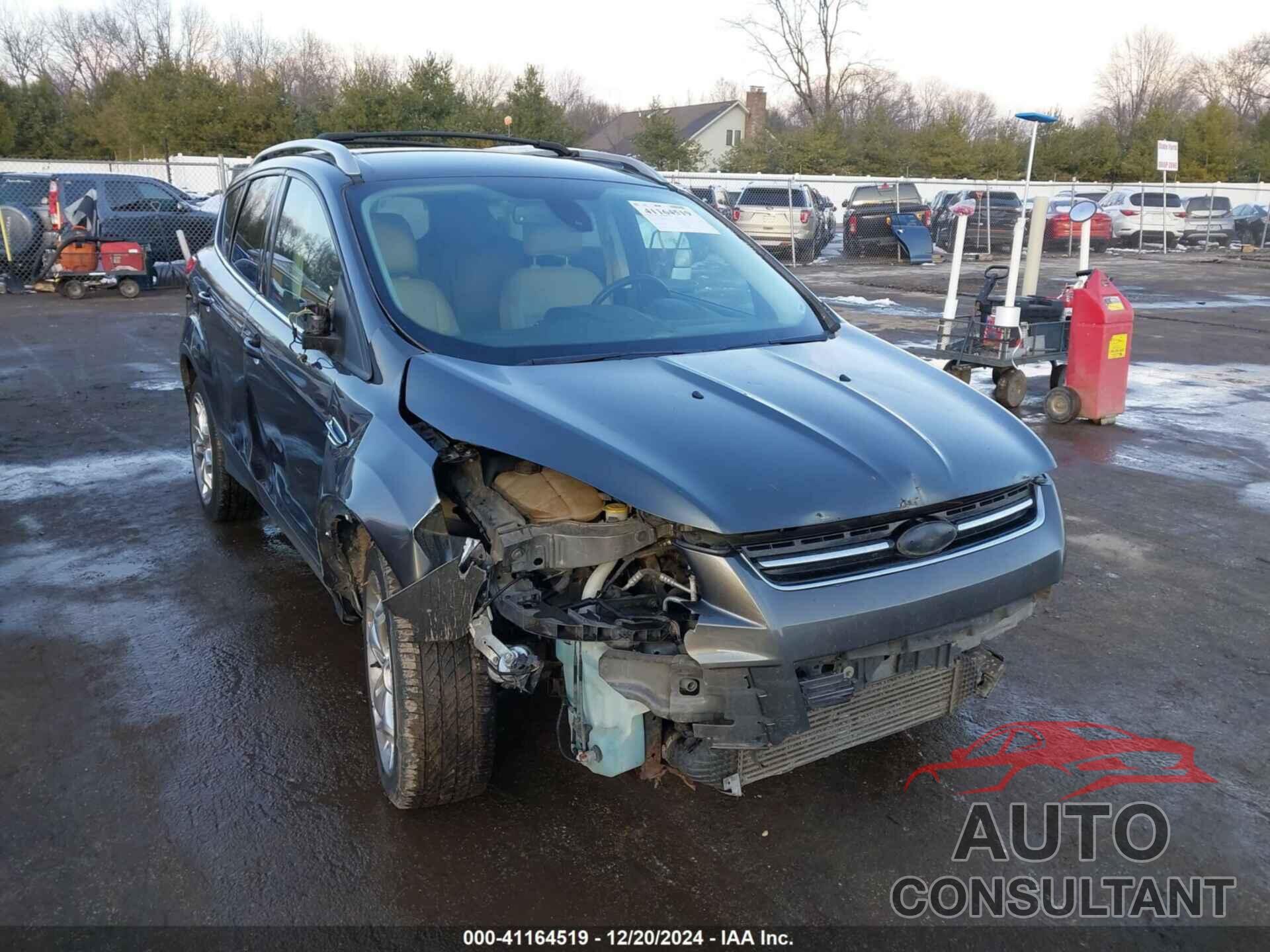 FORD ESCAPE 2015 - 1FMCU0J92FUB74972
