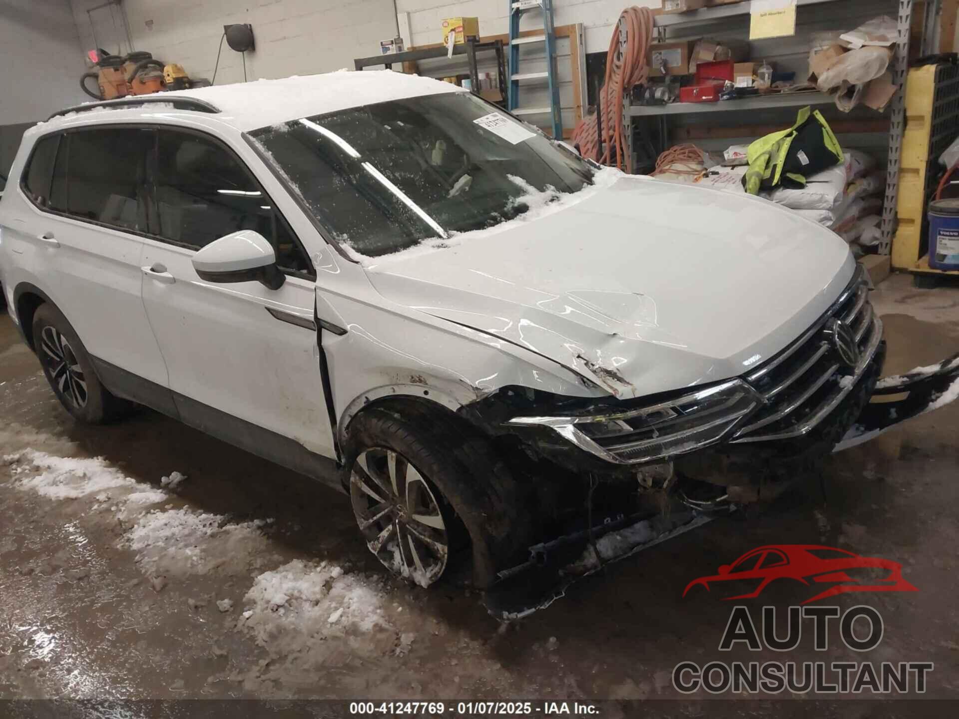 VOLKSWAGEN TIGUAN 2024 - 3VVRB7AX1RM050617