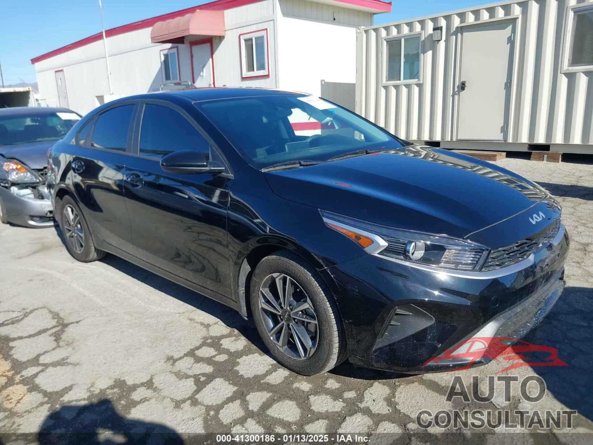 KIA FORTE 2023 - 3KPF24AD2PE622744