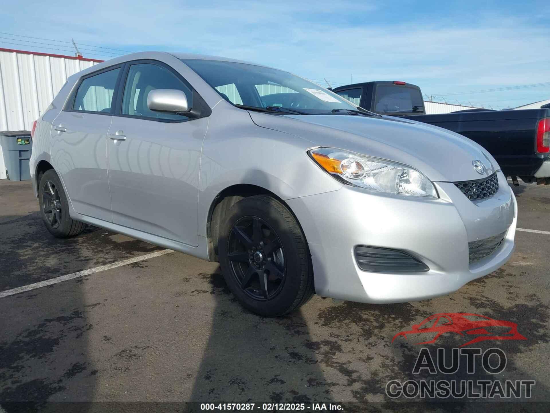 TOYOTA MATRIX 2010 - 2T1KU4EE5AC485722