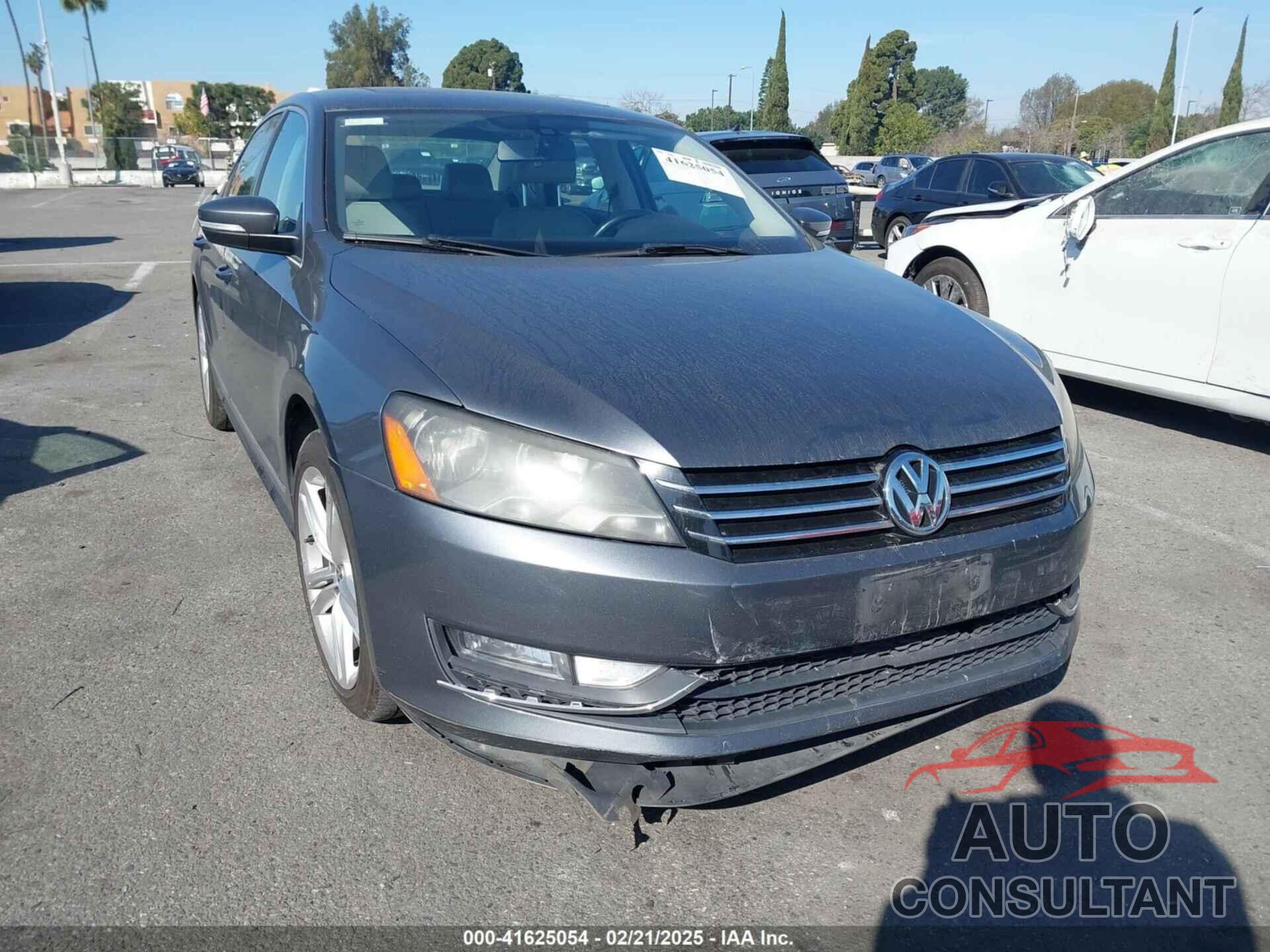 VOLKSWAGEN PASSAT 2015 - 1VWBT7A36FC020582