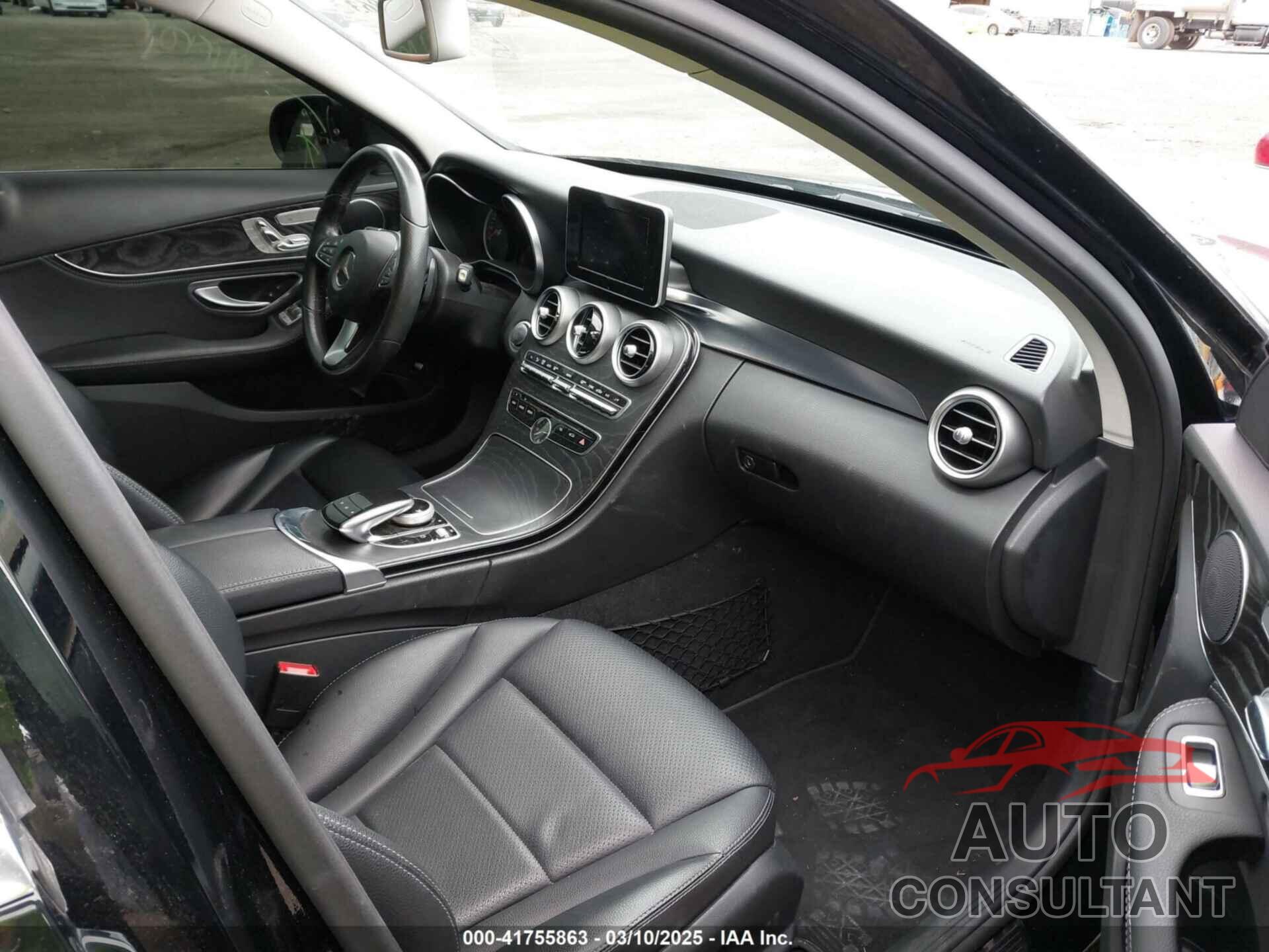 MERCEDES-BENZ C 300 2015 - 55SWF4KB8FU086813