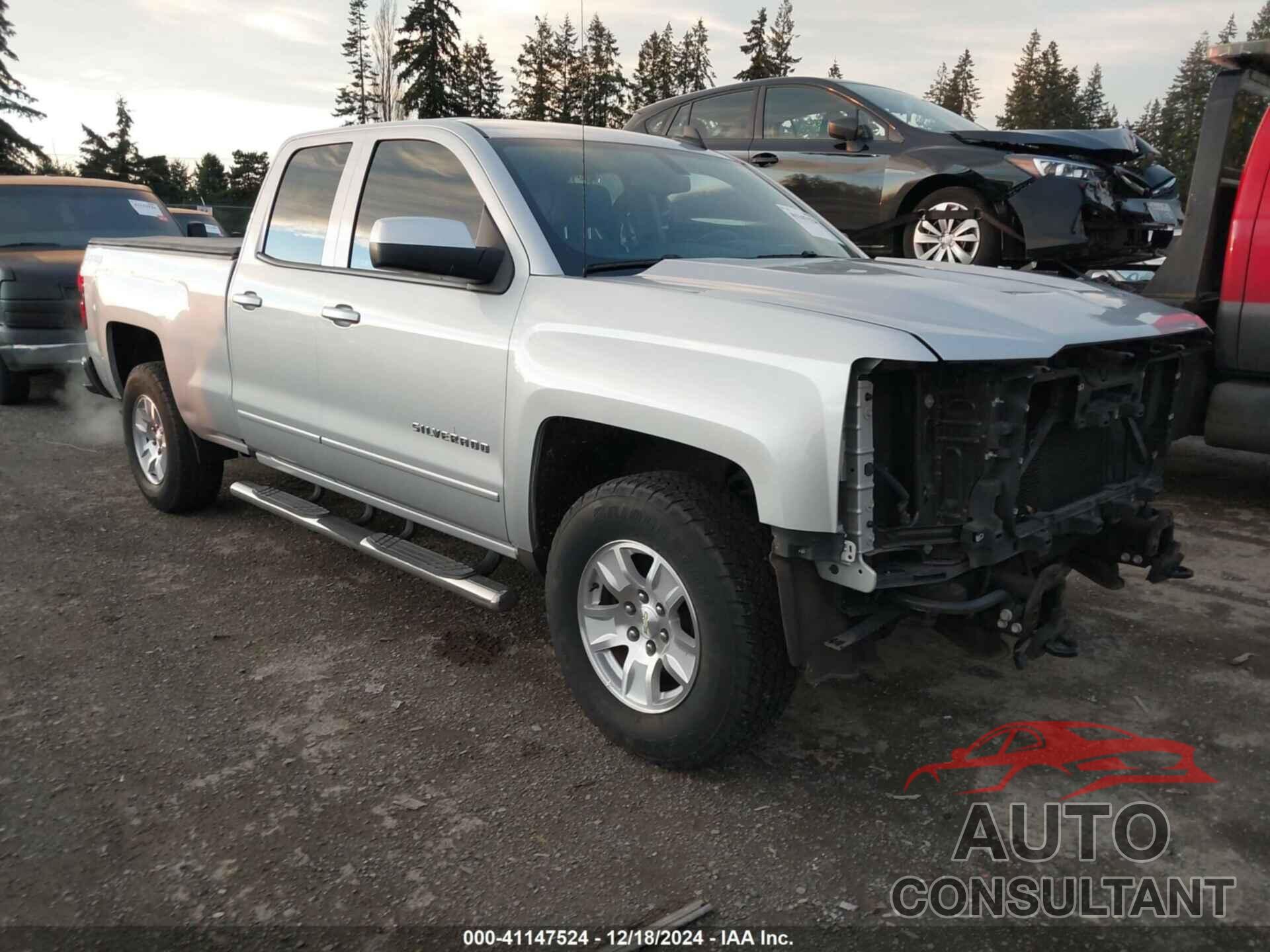 CHEVROLET SILVERADO 1500 2018 - 1GCVKREC1JZ309710