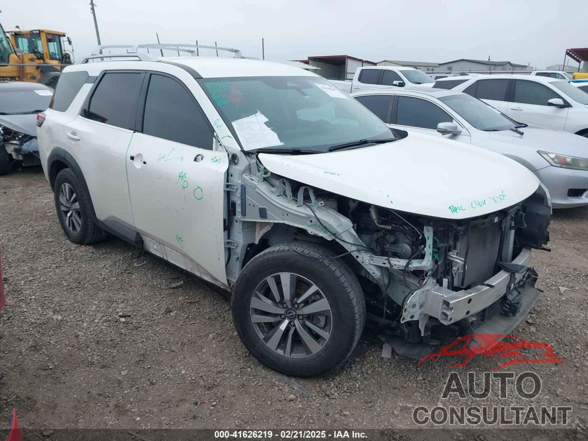 NISSAN PATHFINDER 2022 - 5N1DR3CA6NC248462