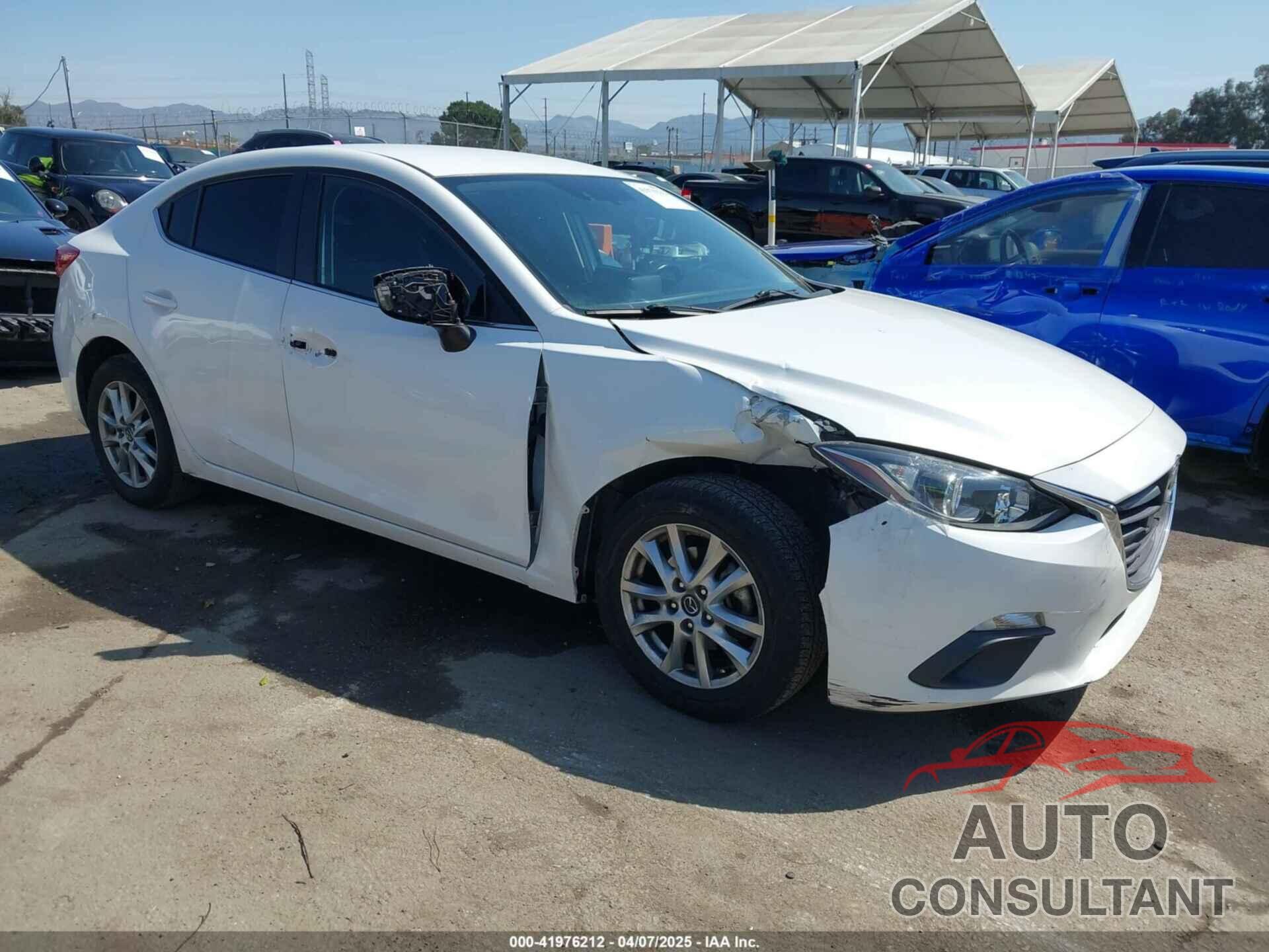 MAZDA MAZDA3 2016 - JM1BM1U70G1337816
