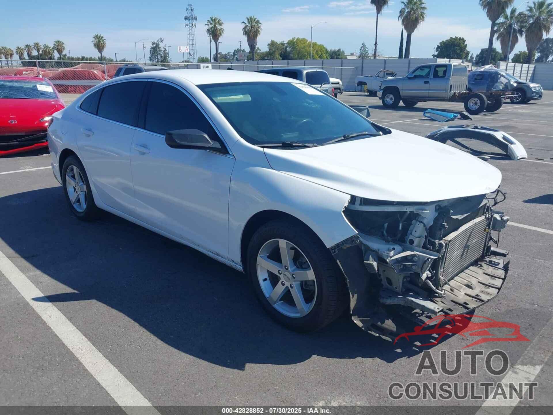 CHEVROLET MALIBU 2018 - 1G1ZB5ST3JF288058
