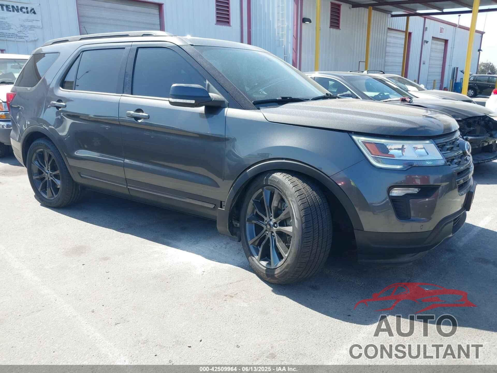 FORD EXPLORER 2018 - 1FM5K7D89JGA68620