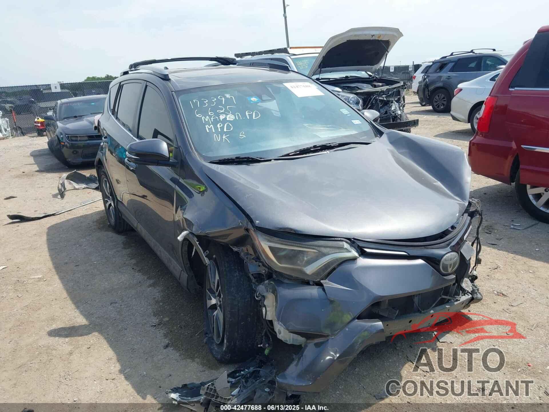 TOYOTA RAV4 2018 - 2T3WFREV9JW495166