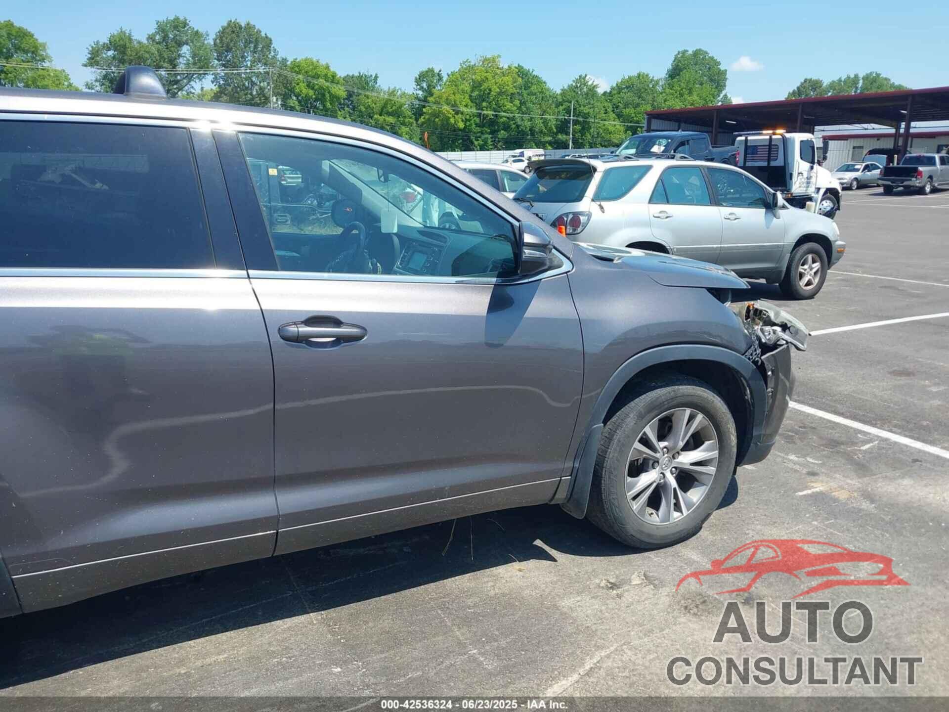 TOYOTA HIGHLANDER 2015 - 5TDBKRFH2FS198171