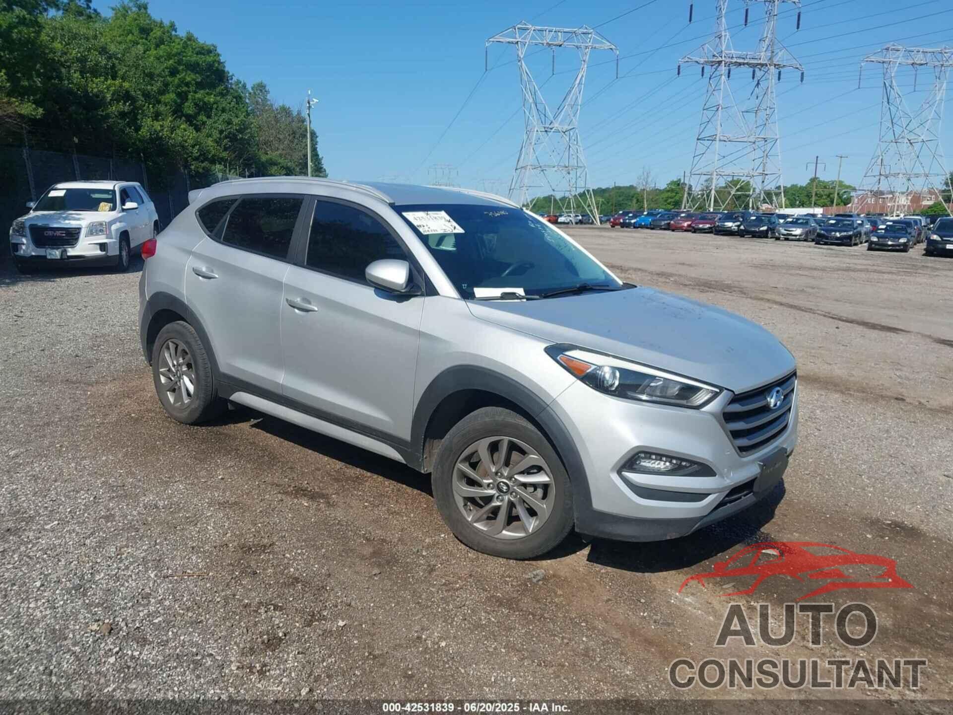 HYUNDAI TUCSON 2018 - KM8J3CA47JU756140