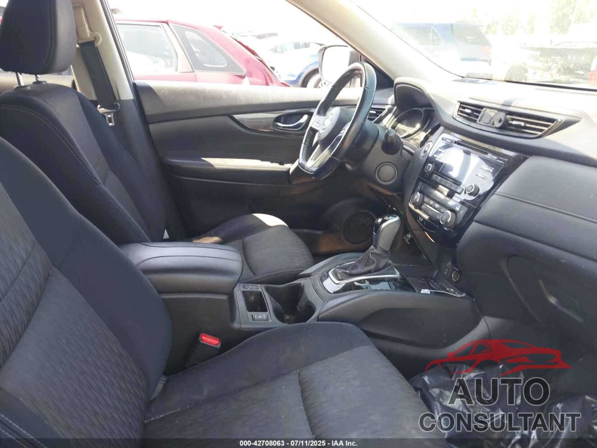 NISSAN ROGUE 2017 - JN8AT2MT4HW391811