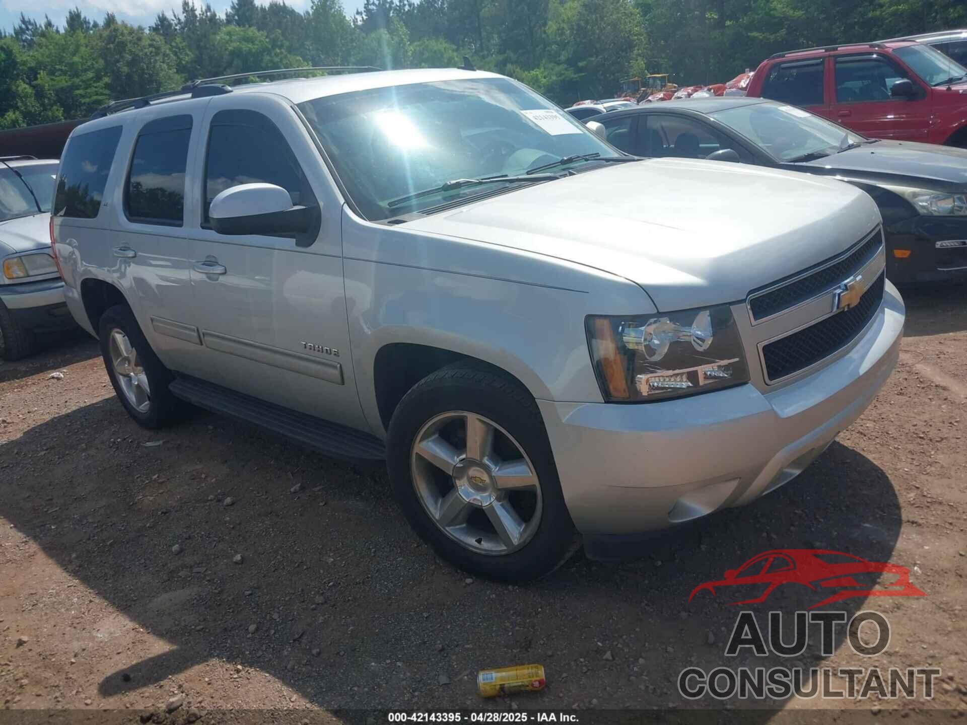 CHEVROLET TAHOE 2011 - 1GNSCBE06BR129550