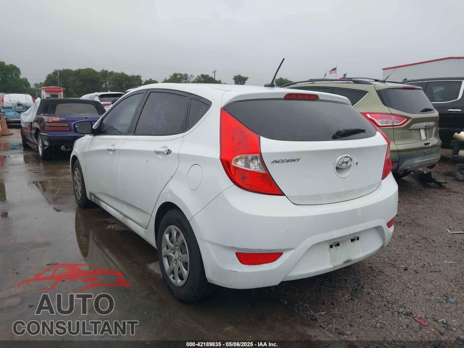HYUNDAI ACCENT 2014 - KMHCT5AE2EU192769