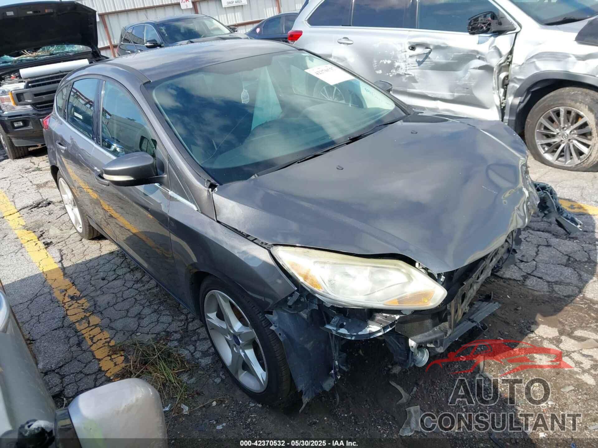 FORD FOCUS 2012 - 1FAHP3N20CL453117