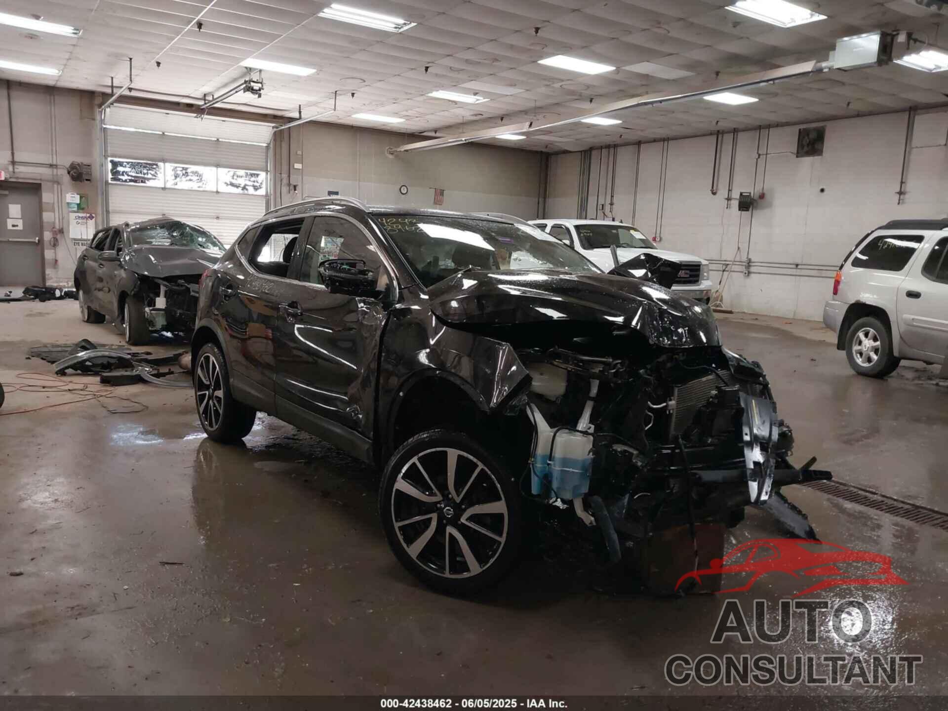 NISSAN ROGUE SPORT 2018 - JN1BJ1CR5JW266699