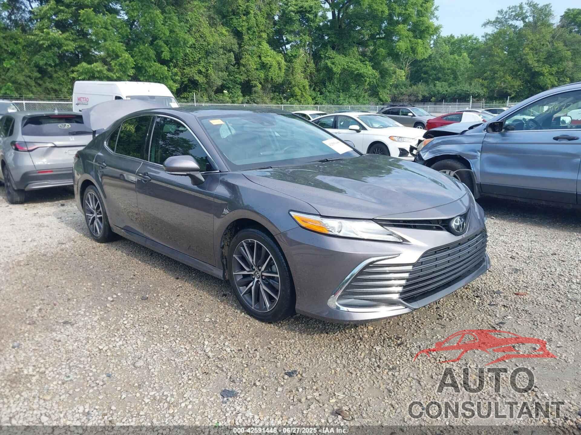 TOYOTA CAMRY 2023 - 4T1F11BK8PU073224