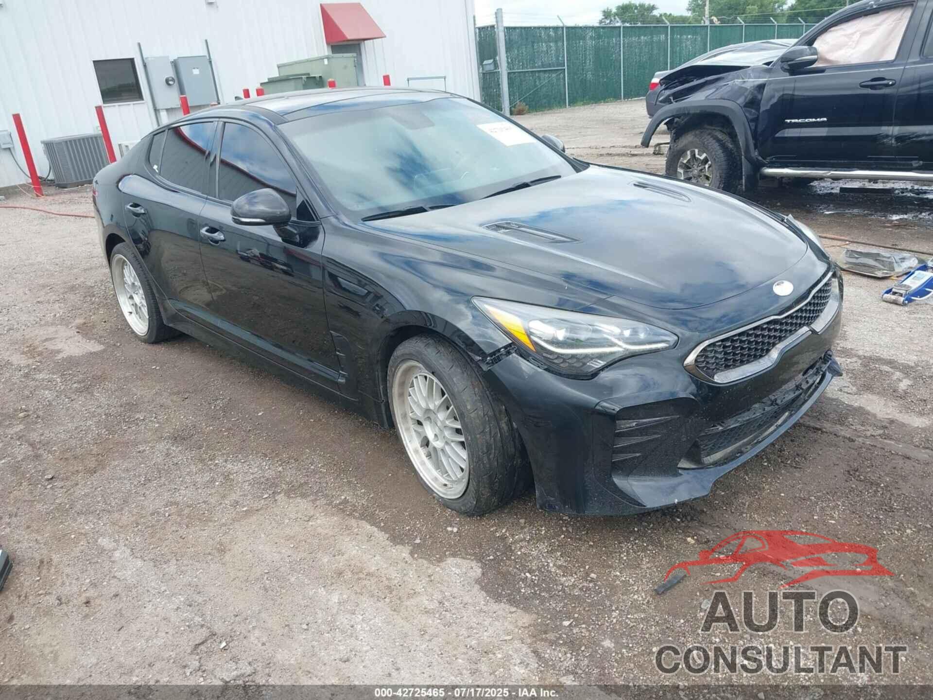 KIA STINGER 2018 - KNAE45LC8J6018190