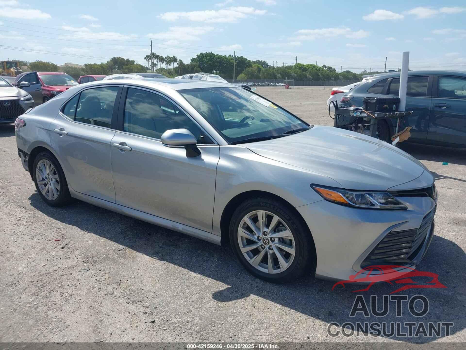 TOYOTA CAMRY 2023 - 4T1R11AK5PU139730
